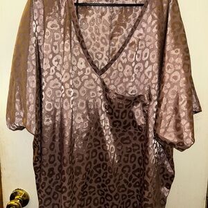 Leopard Print V-Neck Blouse